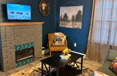 Buffalo & Bourbon-1 Bed1 Bath Private Condo - Foto 13