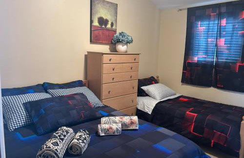 WOW!! Ultimate Pocono Retreat, Hot Tub, Game Room, Deck, Lakes, Skiing, Pools - Photo 57