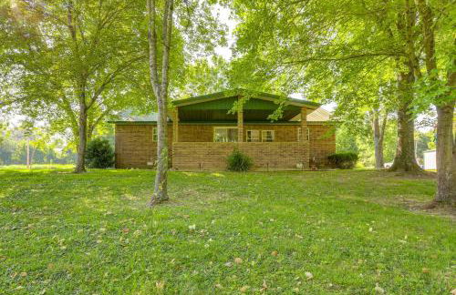 Riverfront Home with Porches and Views in Cotter! - Foto 24