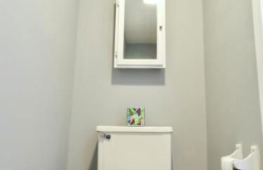 Derby House & Indoor Pickleball - Foto 37