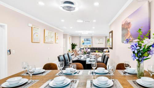 Spacious 9BR Home with Parking and Near DTLA - Foto 2