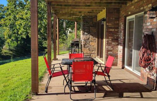 LI Airbnb - NWA mt bike, hike, and golf retreat - Foto 50