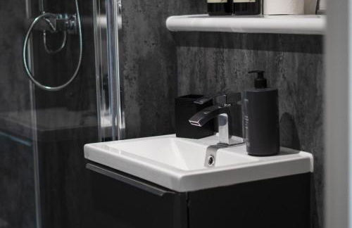 Stylish Luxury Penthouse in Liverpool City Centre - Free Private Parking and Only 2km from Everton Stadium! - Foto 34