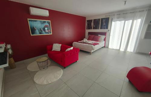 Un amour passionnel,love room,15 min du zoo,balnéo XL privatisée et disponible toute l'année ,piscine couverte et chauffée d'avril à fin septembre à partager avec d'autres logements et elle est privatisée de 20h à 22h - Foto 33