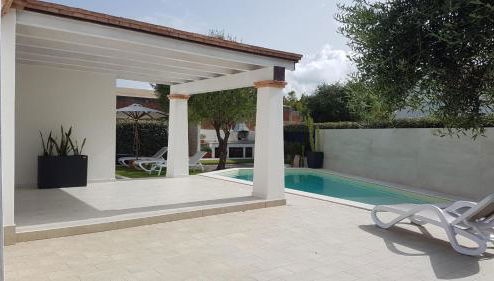 VILLA ILARIA con piscina privata a 350 mt spiaggia di sabbia - Foto 1