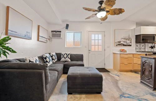 Next to Downtown Huge yard with Parking - Foto 6