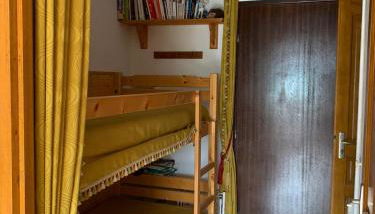 Studio Embrun à 10 mn à pied plan d eau de 2 à 4 personnes sans linge de lit ni serviettes situé 3 chemin de chadenas - Photo 2