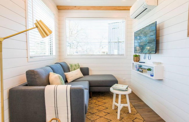 Pecan Grove Container Tiny Home Country Setting 12 min to Baylor Magnolia - Foto 8