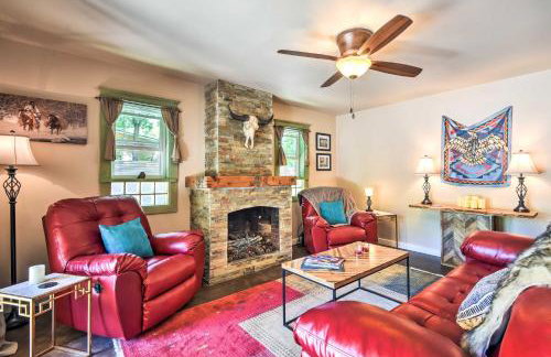 Cozy Home w/ Media Room: Short Walk to Taos Plaza! - Foto 4