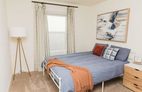 Modern 5 bed near hospitals and UC Merced - Foto 25