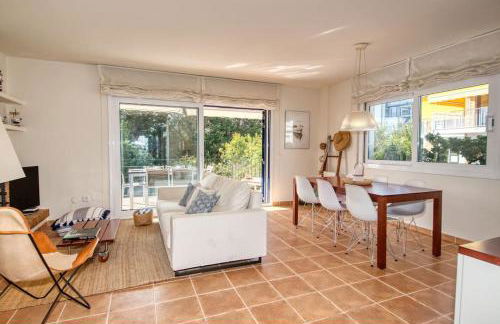 Apartamento con Piscina céntrico - Foto 19