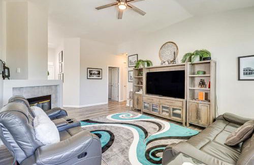 8 Mi to Dtwn Reno Cozy Sparks Escape with Fireplace - Foto 1