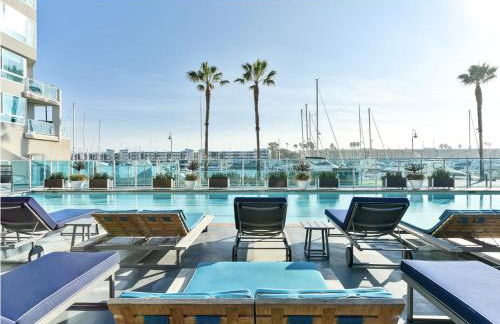 Ocean's Edge 2BR Penthouse - Infinite Blue Views - Foto 2