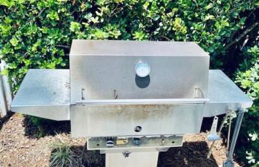 Coastal Condo with pool, minutes from beach - Foto 23