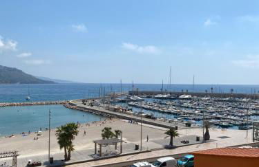 Refurbished apartment in the Old Town, steps from the beach - Foto 36