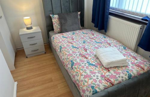 Lovely 3 bedroom house close to City Centre - Foto 10