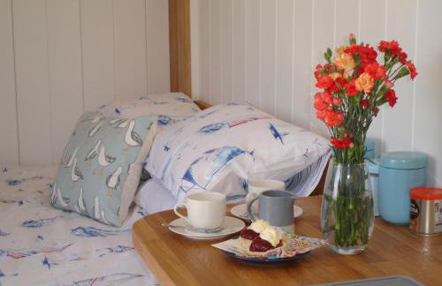 Honeysuckle hut - Photo 3