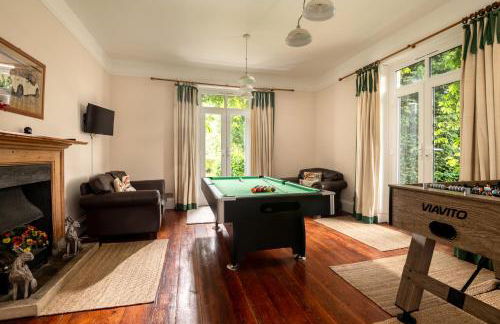 Downwood Vineyard Manor House in Idyllic Countryside - Photo 26