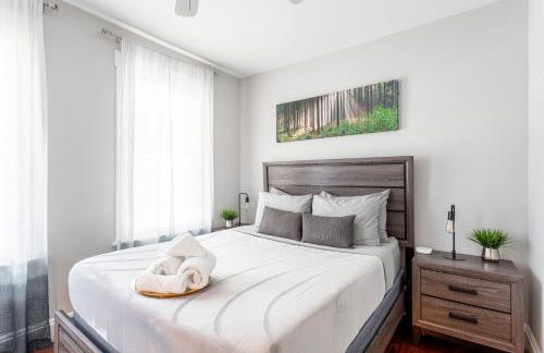 Sunny & Spacious 2BD 1BA WFH Apt-Huge Yard & Patio - Foto 23