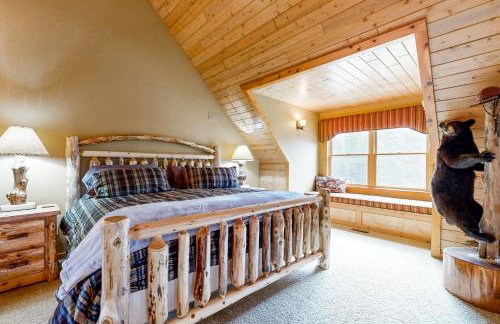 Steps to Sturgeon River! Dog-Friendly Nature Haven - Foto 12