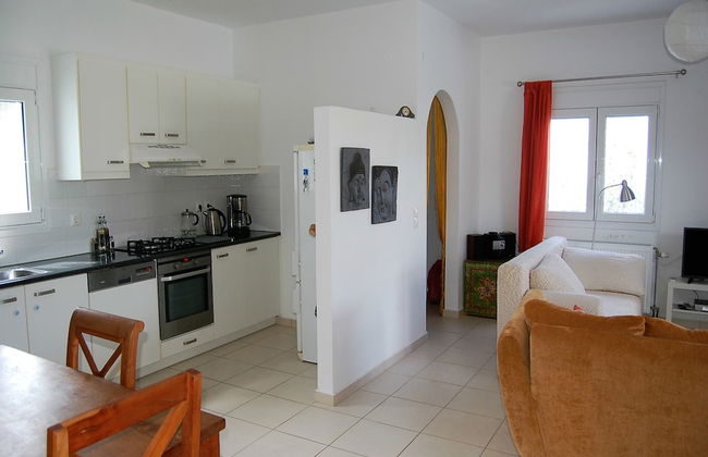 Enticing Villa in Loutra with Private Pool & Garden near Beach - Photo 6