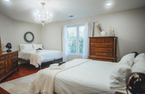 Beach Retreat 4900 Sqft, F1 VR Sim, Up to 21 guests - Foto 26