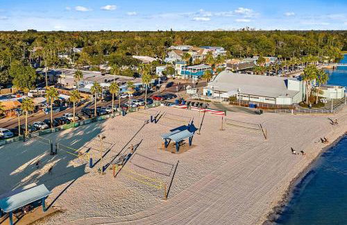 Quaint Gulfport Beach Bungalow - Foto 22