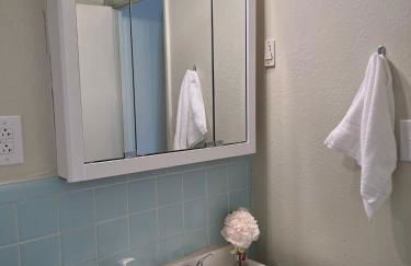 Cozy Mid-Century - Foto 17