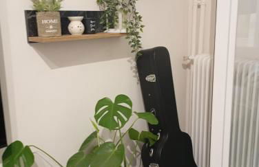 Ηome & Garden with parking close to Olympic Stadium - Foto 12