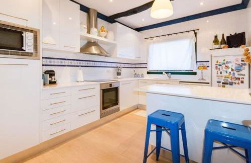 Cozy holiday home with pool in St Pere Pescador - Foto 6