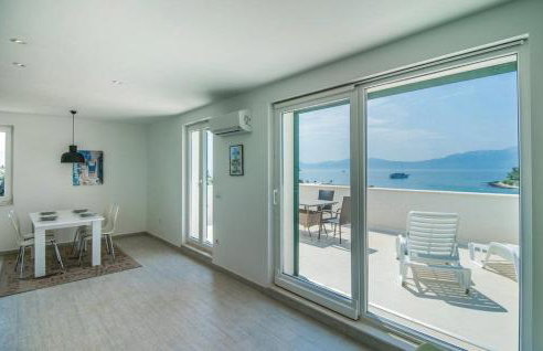 Villa Sucuraj - Foto 2