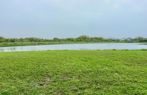 Steps to Bolivar Beach Home with Deck and Grill - Foto 28