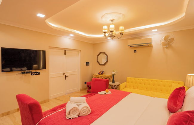 Emperor Ozran by Alaya Stays - Photo 18