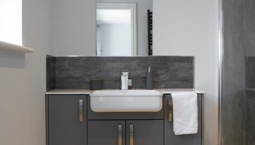 Field View- Amazing 5 bed, Great for contractors and families - Foto 3