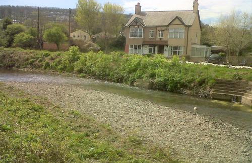 Beach House, Llanddulas near Colwyn Bay - Photo 1