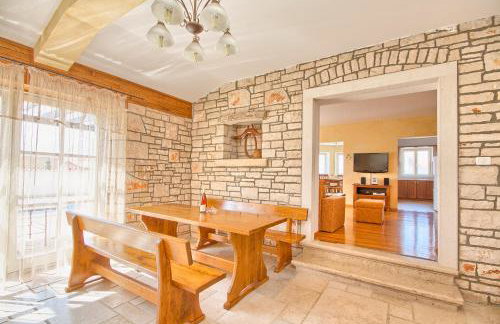 Charming villa Oliva with 4 bedrooms near the wonderful village of Fazana - Foto 30