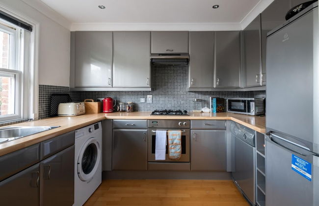 Pleasant Putney Home Close to the Tube Station - Foto 17