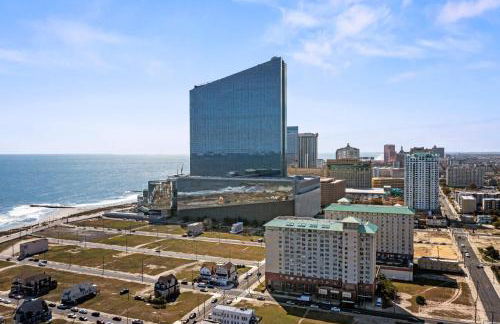 Designer 5BR 3BA Home Near AC Boardwalk & Casinos - Foto 38