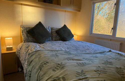 Captivating 2-bed Static Caravan in Holyhead - Foto 26