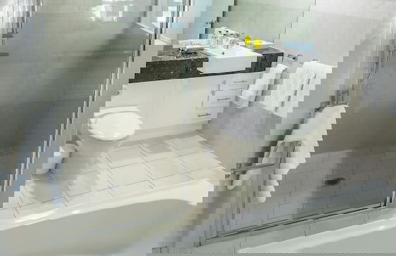 Waters Edge Apartment - Photo 60