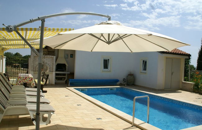 Comfortable Apartment in Vinkuran near Beach - Foto 1