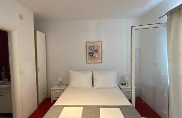 Apartments Mikulić - Photo 60