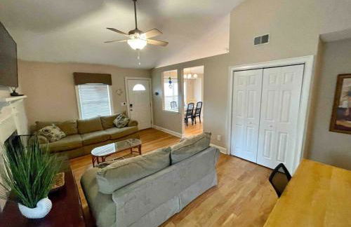 Lowcountry Oasis - 3 bed 2 bath - 5 min to beach - Photo 16