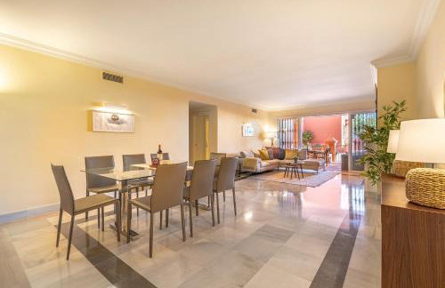 Elegant Golf Apt, Peace, Pool, Panoramic Views - Foto 15