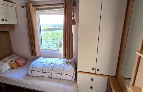 'Runway View' at Shobdon Airfield, Herefordshire - Photo 10