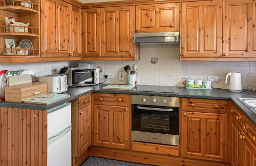 Middle Cottage - Photo 5