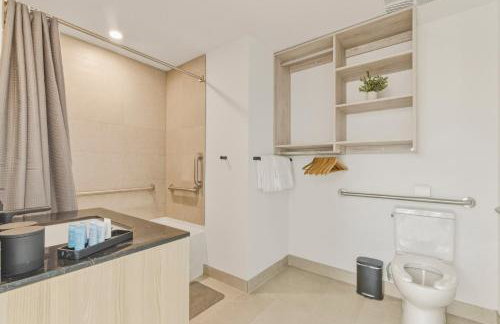 District 225 Miami - Rooftop Pool Gym & City Views - Foto 31