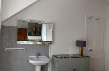 Ker Mic Maison familiale rénovée 10 personnes 5 mn Plage et Centre Ville à pied - Foto 15