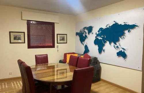 Chalet con piscina vistas y salida a parque natural - Foto 17