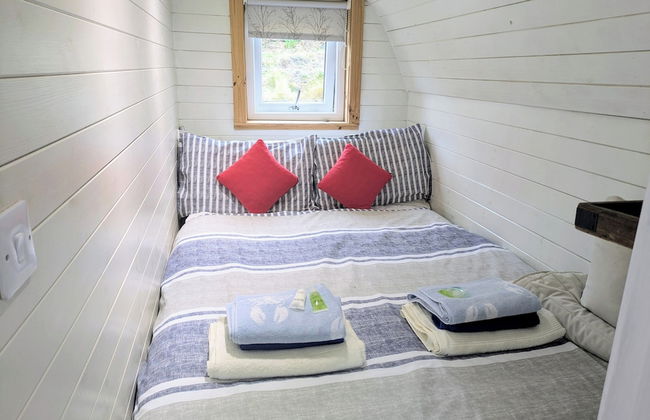 Pod Beag Beside the Sea, Isle of Eriskay - Photo 2